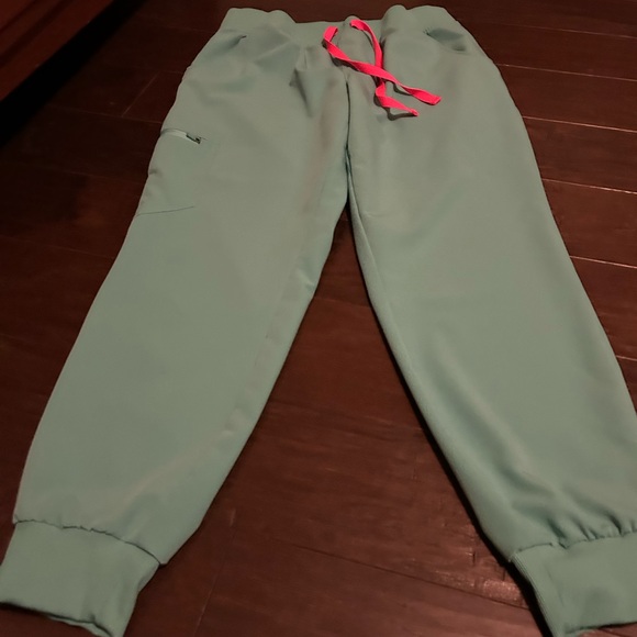 Figs - Picture 2 of 7